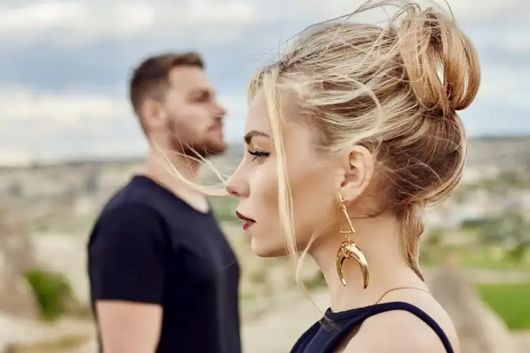 3 Zodiako ženklai, kurie greičiausiai užbaigia santykius