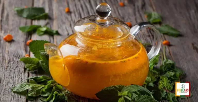 Vitaminų bomba: 7 skaniausi naudingų arbatų receptai