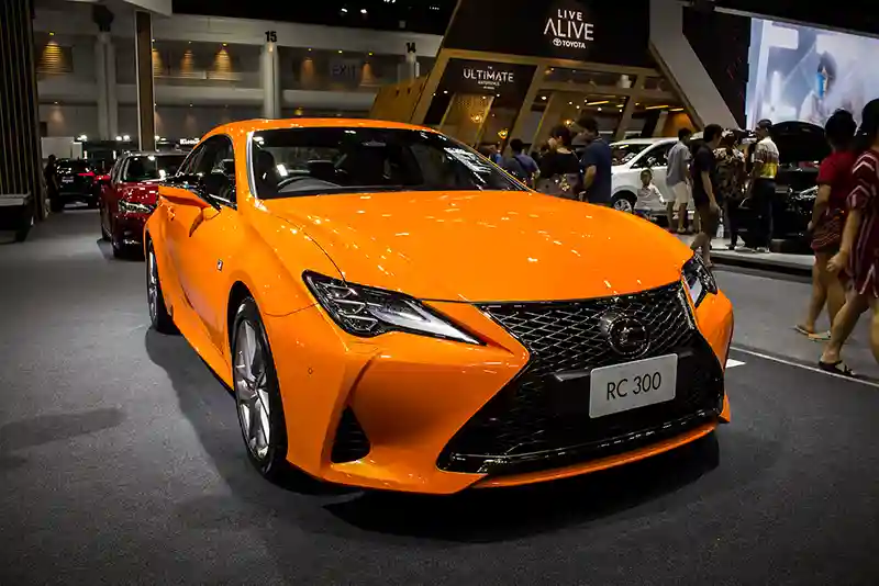 vezio automobilis lexus