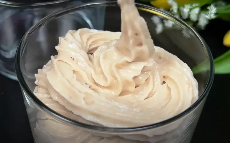 Italijos bananų desertas per 5 minutes. Paprastas receptas, kurį gali pasigaminti kiekvienas!