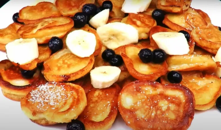 Pūkiniai blynai su bananais. Receptas per 15 minučių: visa šeima bus patenkinti