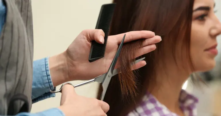 Aptekome pinigais? Už plaukų dažymus moka ir po 800 eurų – perspėja, kad kainos dar kils