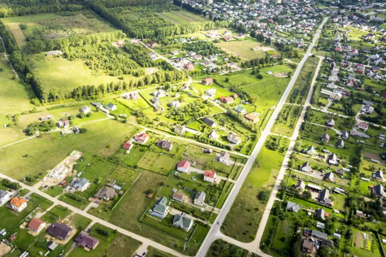 Žemės savininkai gali gauti net 900 eurų paramą
