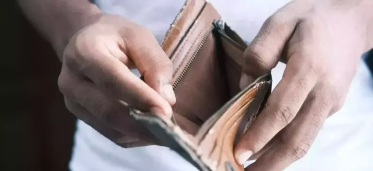 Lietuvos gyventojai – tarp skurdžiausių Europoje, Latviai ir Estai už mus turtingesni