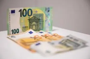Nuo 2025 metų daliai gyventojų keisis pajamų mokestis: vieni mokės daugiau, o kiti – mažiau Nuo 2025 metų daliai gyventojų keisis pajamų mokestis: vieni mokės daugiau, o kiti – mažiau