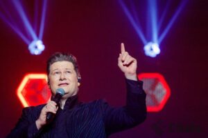 Merūnas paauglystėje pakeitė net devynias mokyklas: tam buvo dvi priežastys