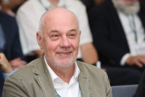 Pensijų apmokestinimas: suskaičiavo, kas ir kiek mokesčių nuo jų mokėtų