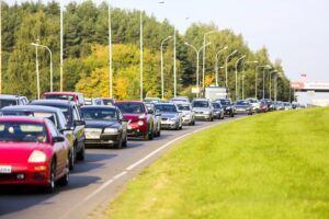 Vairuotojams – nauji pokyčiai: su tokiais automobiliais važiuoti Lietuvoje uždraus