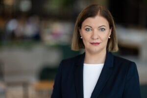 Bankai įspėja klientus: to nepadarę, pinigais naudotis negalėsite