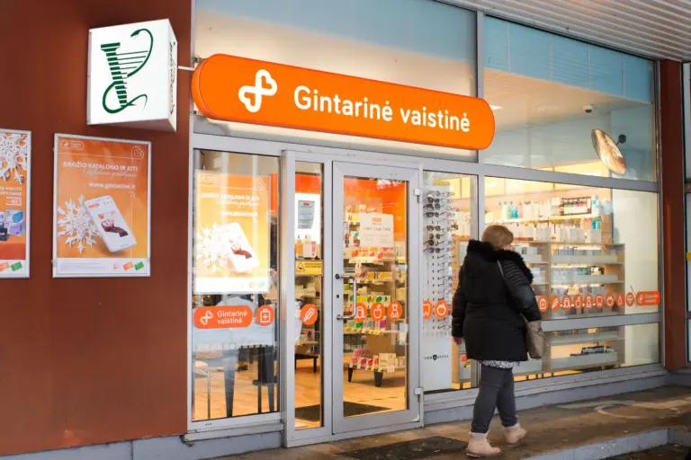 Vaistininkai atskleidžia, kad priversti maustyti klientus