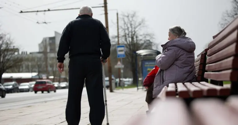 Minimali pensija Lietuvoje: kaip keis mažiausias išmokas ir priemokas pensininkams