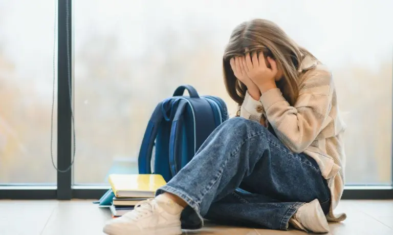 Kaunietė metų metus žiauriai elgėsi su mažamete dukra: draudė net valgyti – liepdavo už maistą susimokėti