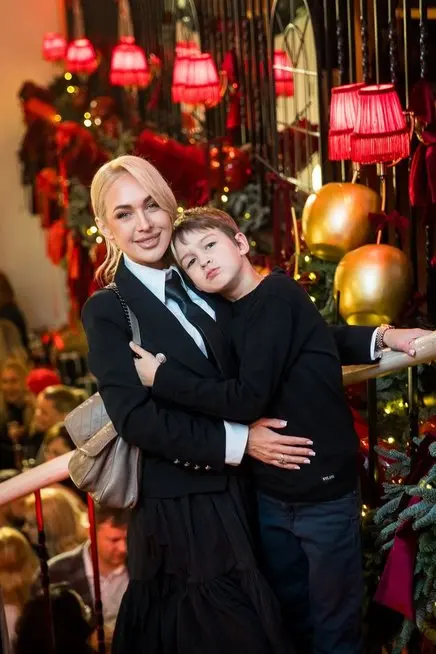 Oksana Pikul su sūnumi Dominyku (nuotr. Organizatorių)
