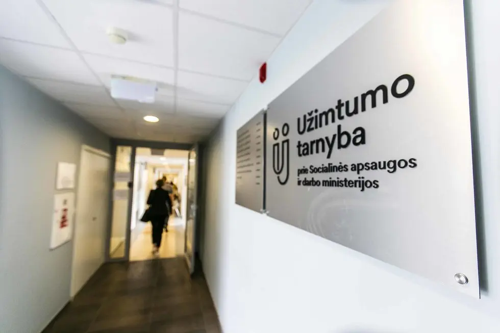 Užimtumo tarnyba (Arnas Strumila/ BNS nuotr.) Užimtumo tarnyba (Arnas Strumila/ BNS nuotr.)