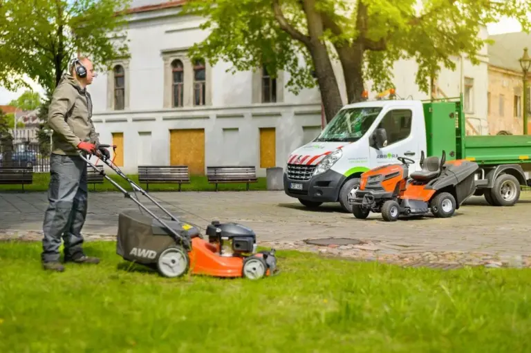 Žolė jūsų kieme – ilgesnė nei 10 ar 12 cm? Galite sulaukti baudų ir didesnių mokesčių