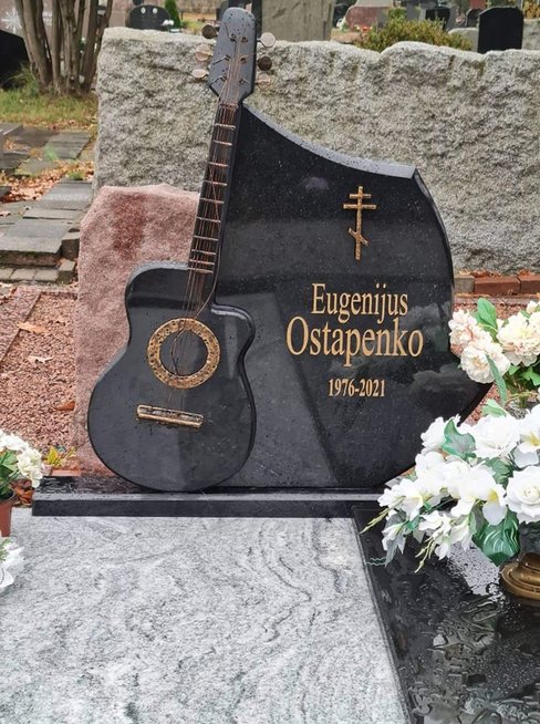 Eugenijaus Ostapenko paminklas (nuotr. asm. archyvo)