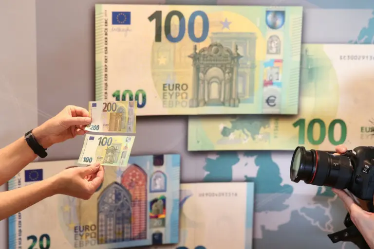 Nauji mokesčiai, kuriuos mokėsime nuo 2026-ųjų: štai ką nusprendė Seimas