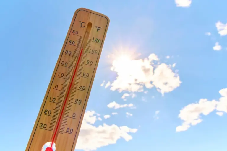 Artėja vasara: sinoptikai įspėja apie karščius iki +30 °C ar net daugiau. Pateikia svarbių patarimų, nes karščiai truks ilgai