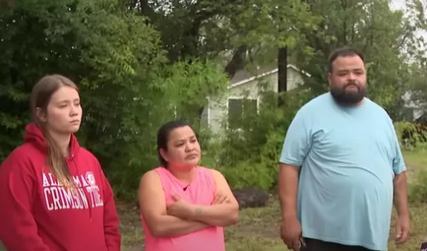 Džuliano Rajano šeima (nuotr. stop kadras) Džuliano Rajano šeima (nuotr. stop kadras)