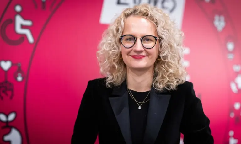 Aušrinė Armonaitė pranešė apie naują darbą