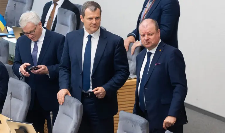 Sukrėtimas Vyriausybėje: Paviešinti skandalai nepaliko pasirinkimo