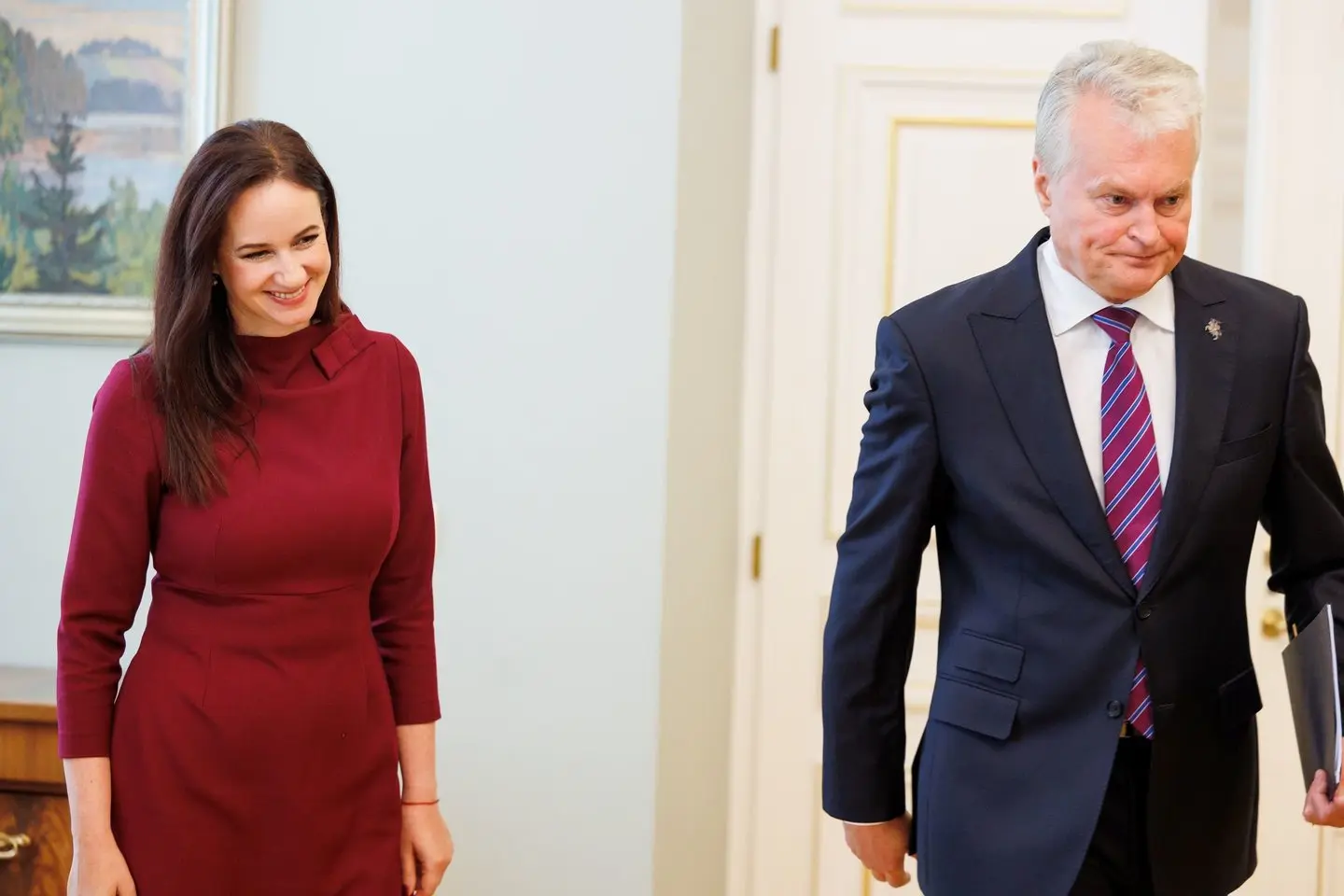 Po rankinės skandalo atkreipė dėmesį į dar vieną premjerės aprangos detalę: o čia jau rimtai darosi baisu
