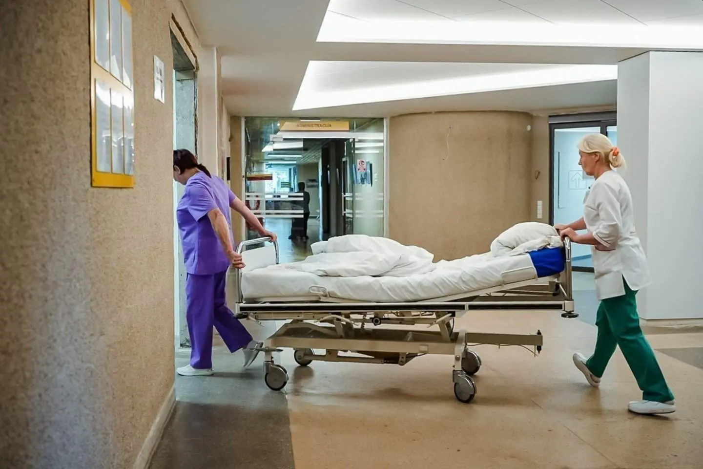 Po grubių medikės žodžių – tragedija: ligoninės tualete rastas negyvo vaikino kūnas