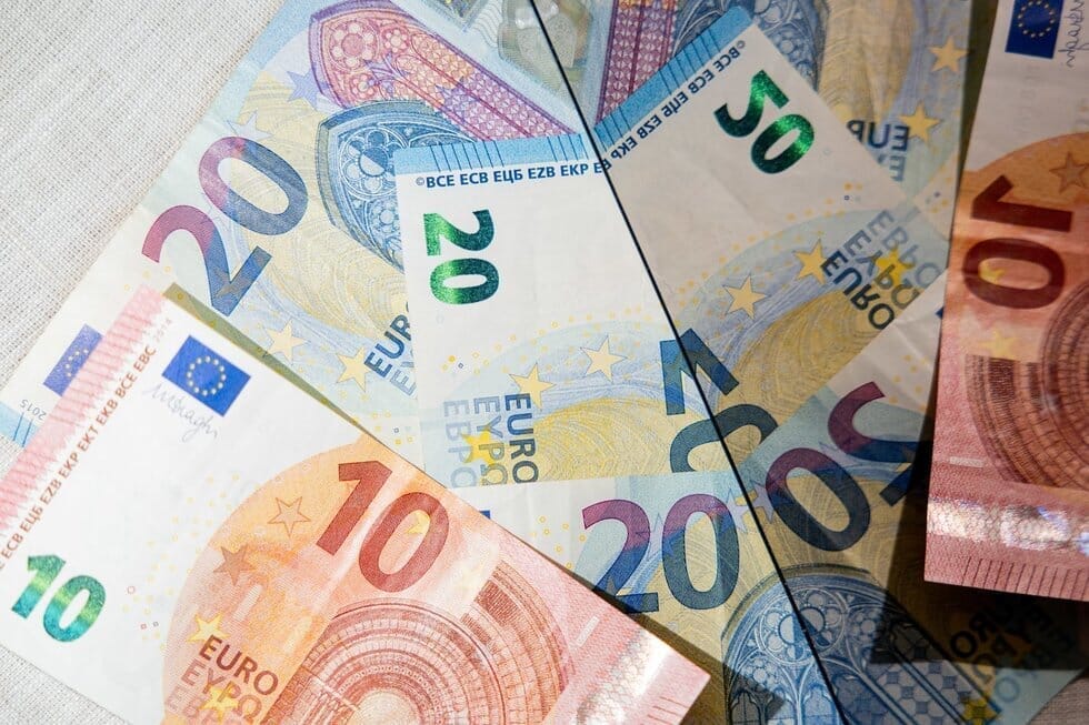 Pinigai. ELTA / Žygimantas Gedvila Pinigai. ELTA / Žygimantas Gedvila