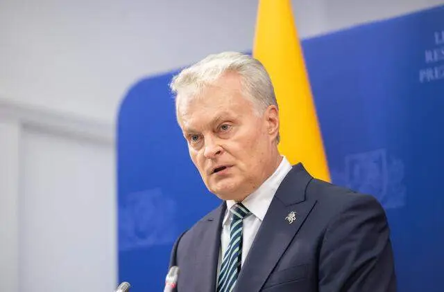 Kodėl Prezidentui tinkami tie ministrai, kurie sudaro labiau ne ministrų kabinetą, o tuščių kibirų sandėlį