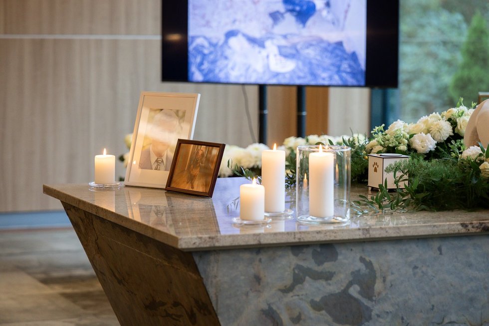 Vido Čedavičiaus laidotuvės (nuotr. Regimantas Zakšenskas) Vido Čedavičiaus laidotuvės (nuotr. Regimantas Zakšenskas)