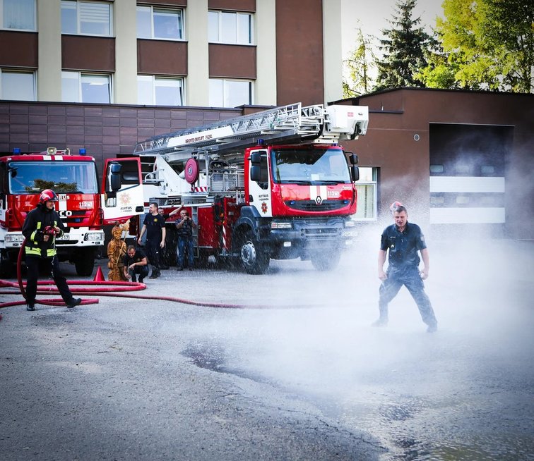 Atsisveikinimas su ugniagesiu Remigijumi Kilmanu (Alytaus PGT nuotr.) Atsisveikinimas su ugniagesiu Remigijumi Kilmanu (Alytaus PGT nuotr.)