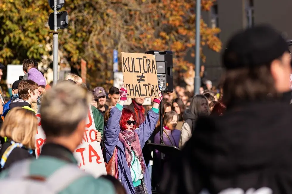 Kultūros bendruomenės protestas prieš kandidatą į kultūros ministrus Kultūros bendruomenės protestas prieš kandidatą į kultūros ministrus
