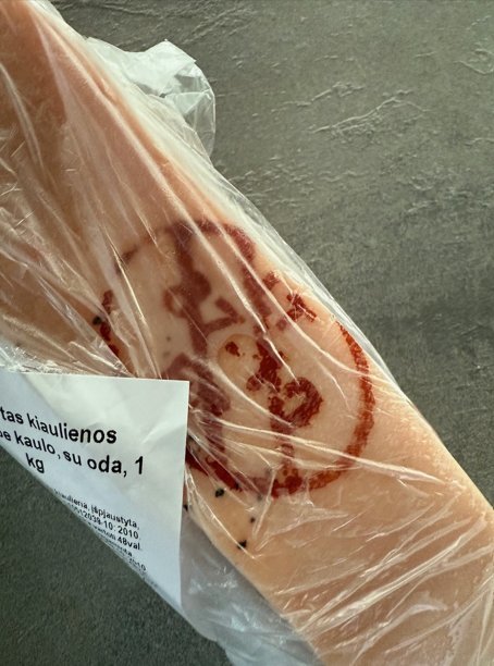 „Norfoje“ įsigytos mėsa (skaitytojos nuotr.) „Norfoje“ įsigytos mėsa (skaitytojos nuotr.)