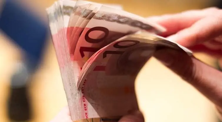Iš kiekvieno Lietuvos gyventojo paims po 16 eurų kasdien: biudžetas paprastai