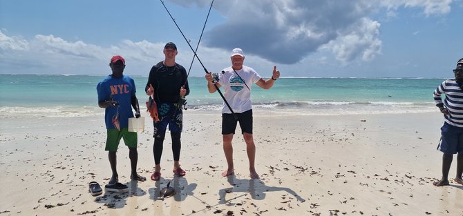 Justino Naviko asmeninio archyvo nuotr. / Lietuviai traukia į žvejybą