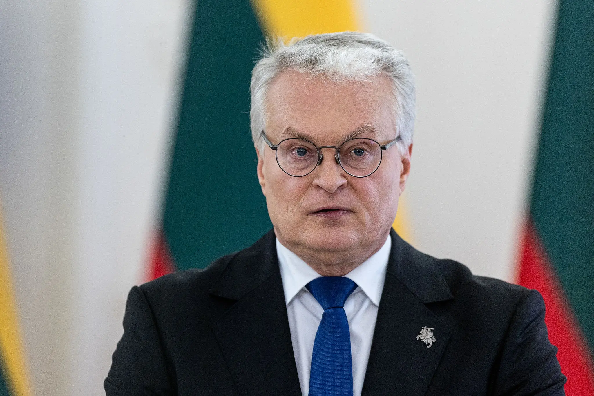 Prezidentas kirto Žemaitaičiui: „Liežuviu ar feisbuko postais Lietuvos neapginsi“