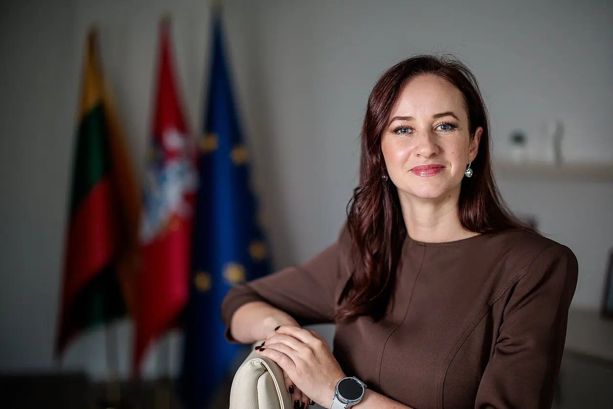 Apklausa: dabartinės Vyriausybės veiklą nepalankiai vertina 67% gyventojų