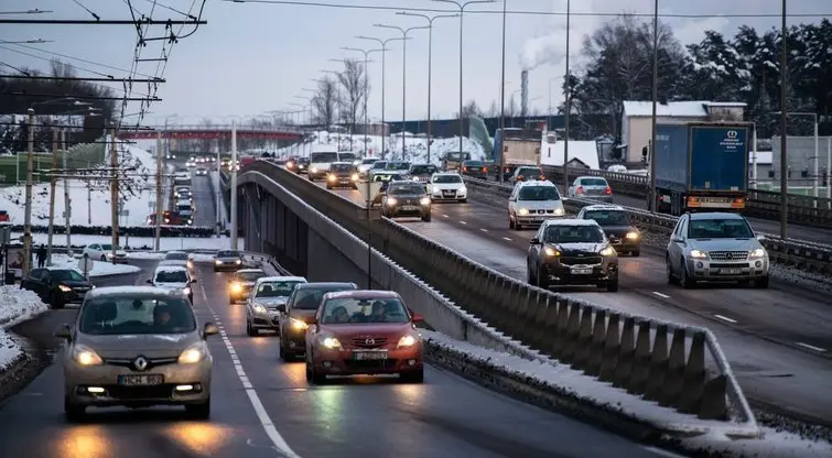 Naudotų automobilių aukso amžius baigiasi: lietuviams teks pakloti daugiau?