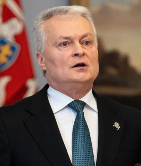 Nausėda nutarė netyleti: prabilo, kodėl krito jo reitingai ir ką jis žada keisti