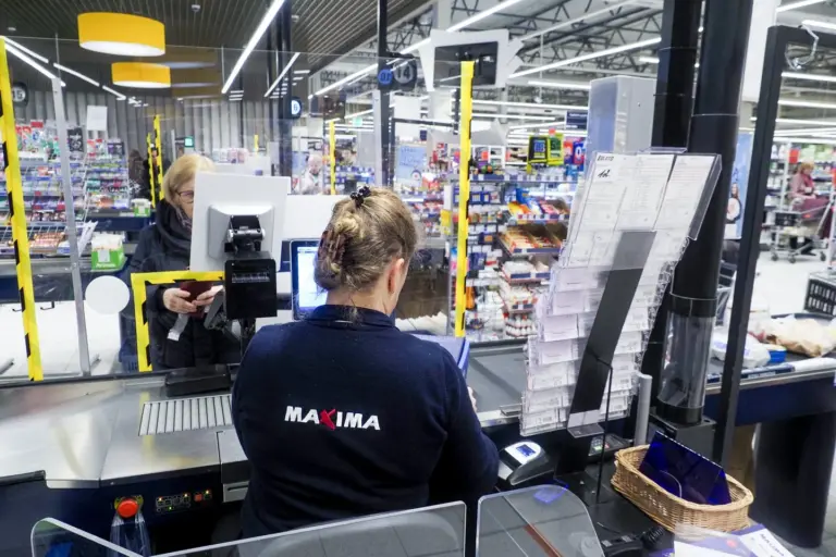 Nustatė, kad „Maxima“ diskriminuoja žmones: užkliuvo viena parduotuvių Vilniuje