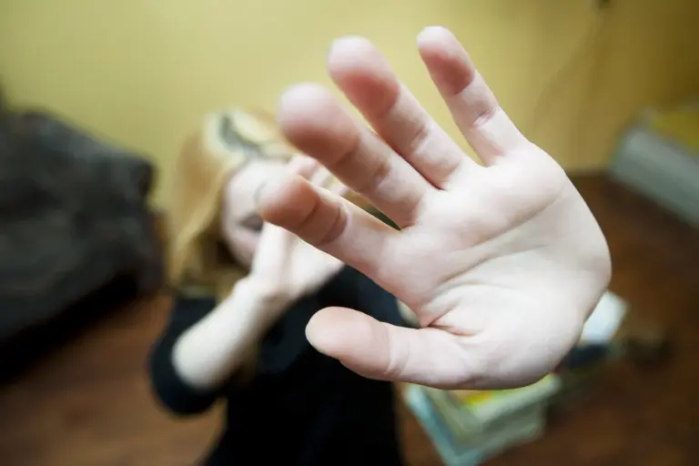 Tokios bylos Lietuva dar nematė: močiutė, prievartaudama anūką, darė nesuvokiamus dalykus