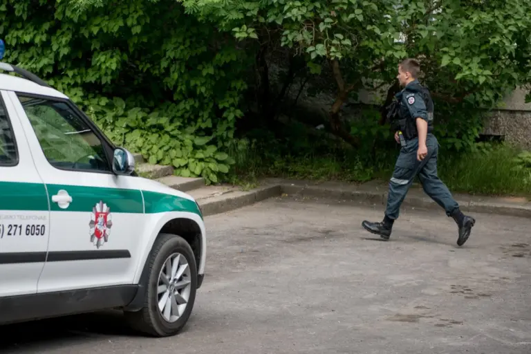 Dėl trijų išmuštų dantų – mirties bausmė: vyrui Skuodo rajone surengė žiaurią egzekuciją