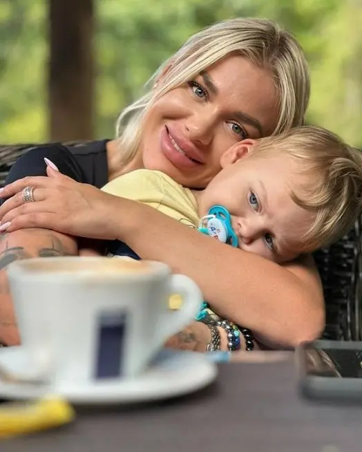 „Lapinų“ vadeivos žmona sulaukė iš kalėjimo grįžusio vyro: bijojo dėl 1 dalyko