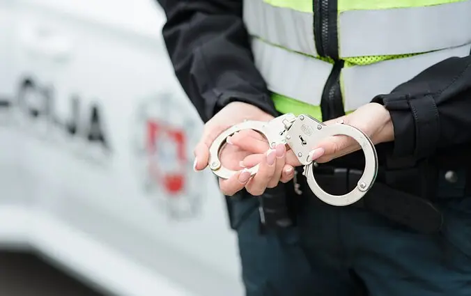 Policija