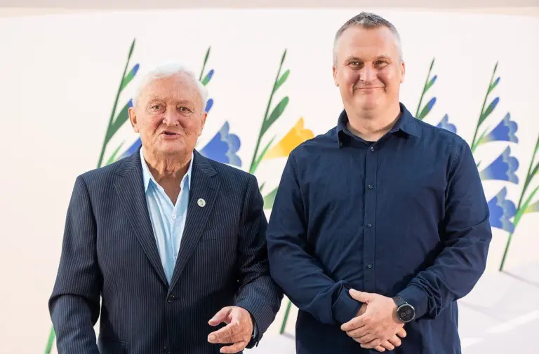 Algimanto Čekuolio vaikai: jis papusryčiavo, atsigėrė kakavos, užsimerkė ir išėjo