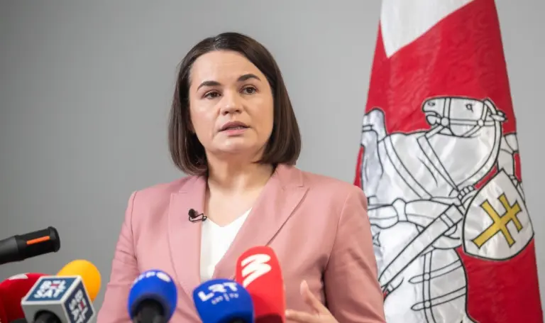 Cichanouskaja planuoja iš Vilniaus persikelti į Varšuvą