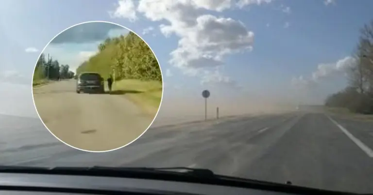 Sparčiai plinta vaizdo įrašas, kaip vaikas bėga šalia automobilio: sunerimę gyventojai sukėlė institucijas ant kojų