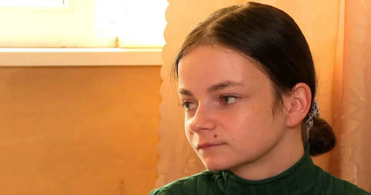 Tėvo ieškanti jauna moteris tokių žodžių nesitikėjo: „Tavo ta motina davėsi su visu kaimu“