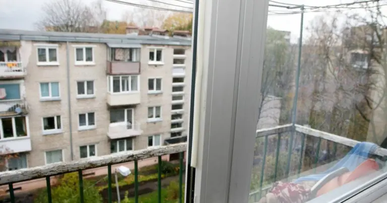 Nepateikę vieno dokumento gyventojai gali prarasti namus: štai kada teks išsikraustyti