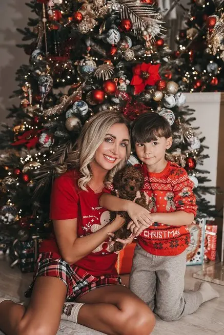 Gerda Žemaitė su sūnumi Gerda Žemaitė su sūnumi